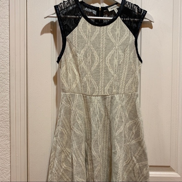 MONTEAU Sleeveless Dress Ivory Black Small EUC - Picture 6 of 8